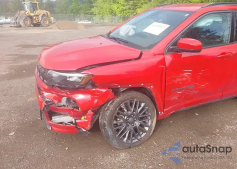 2022 Jeep Compass (Red) Edition 4X4 from USA, damaged, VIN 3C4NJDCB9NT136225